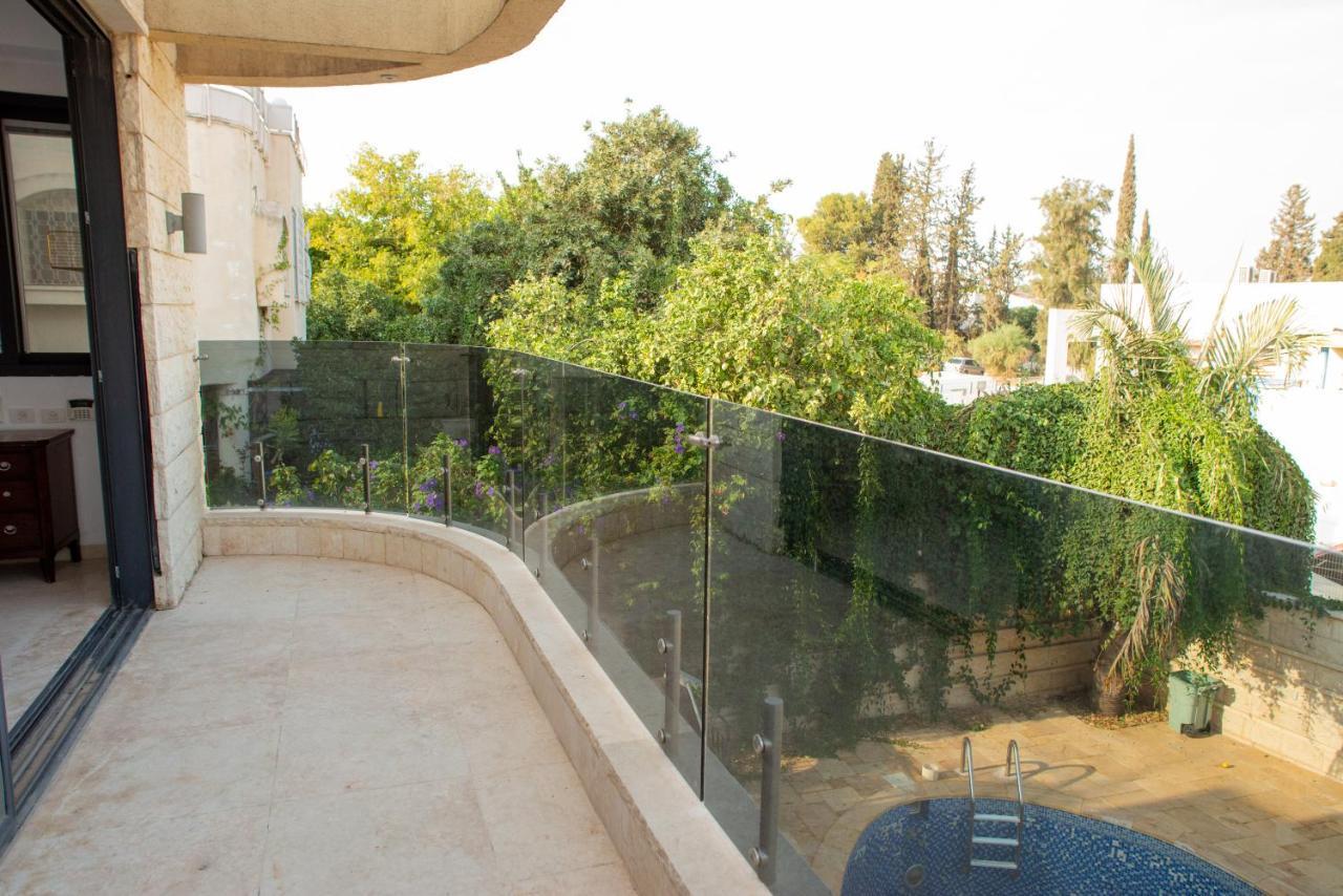 Grace Holon Villa & Pool Εξωτερικό φωτογραφία